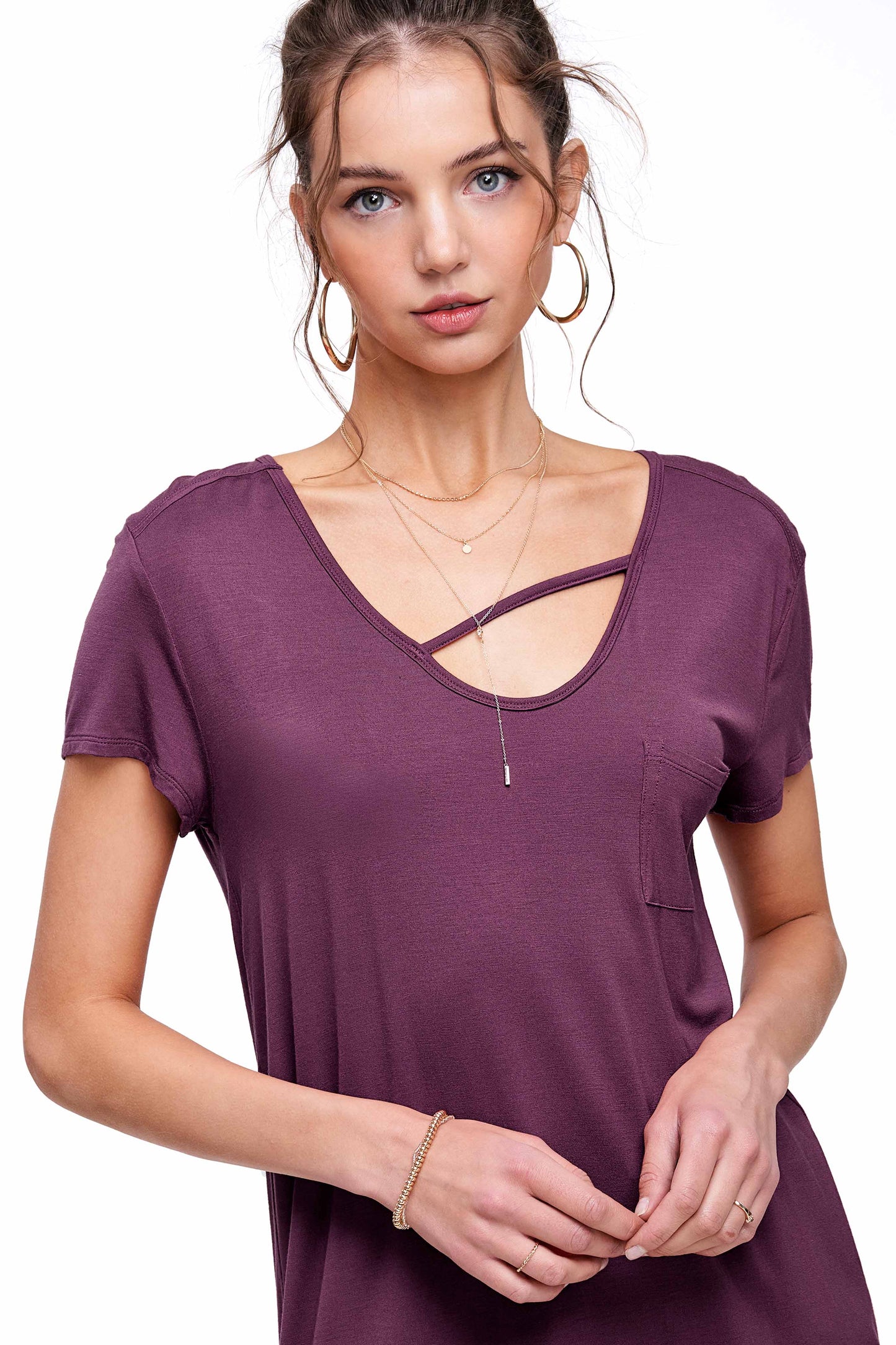 Stretchy Cutout Front Pocket Short Sleeve Basic Top