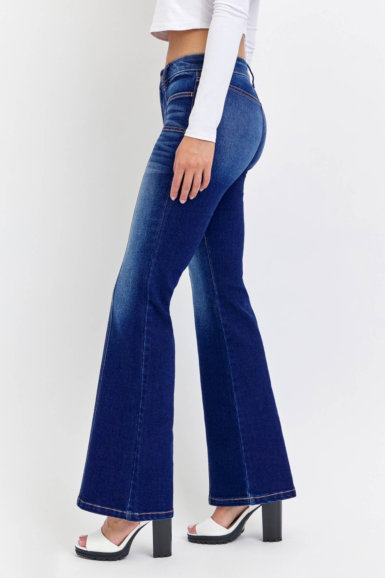 Low Rise Relaxed Flare with Front Pockets
