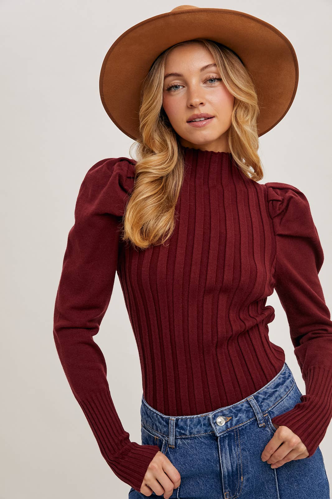 MOCK NECK PUFF SLEEVED KNIT TOP