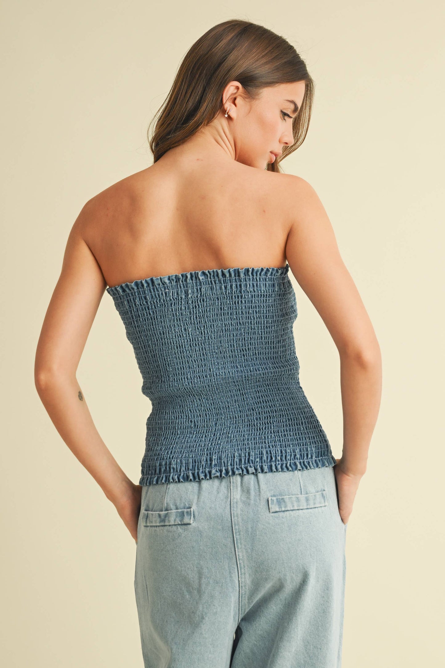 FRONT BOW DETAILED DENIM SMOCKED STRAPLESS TOP