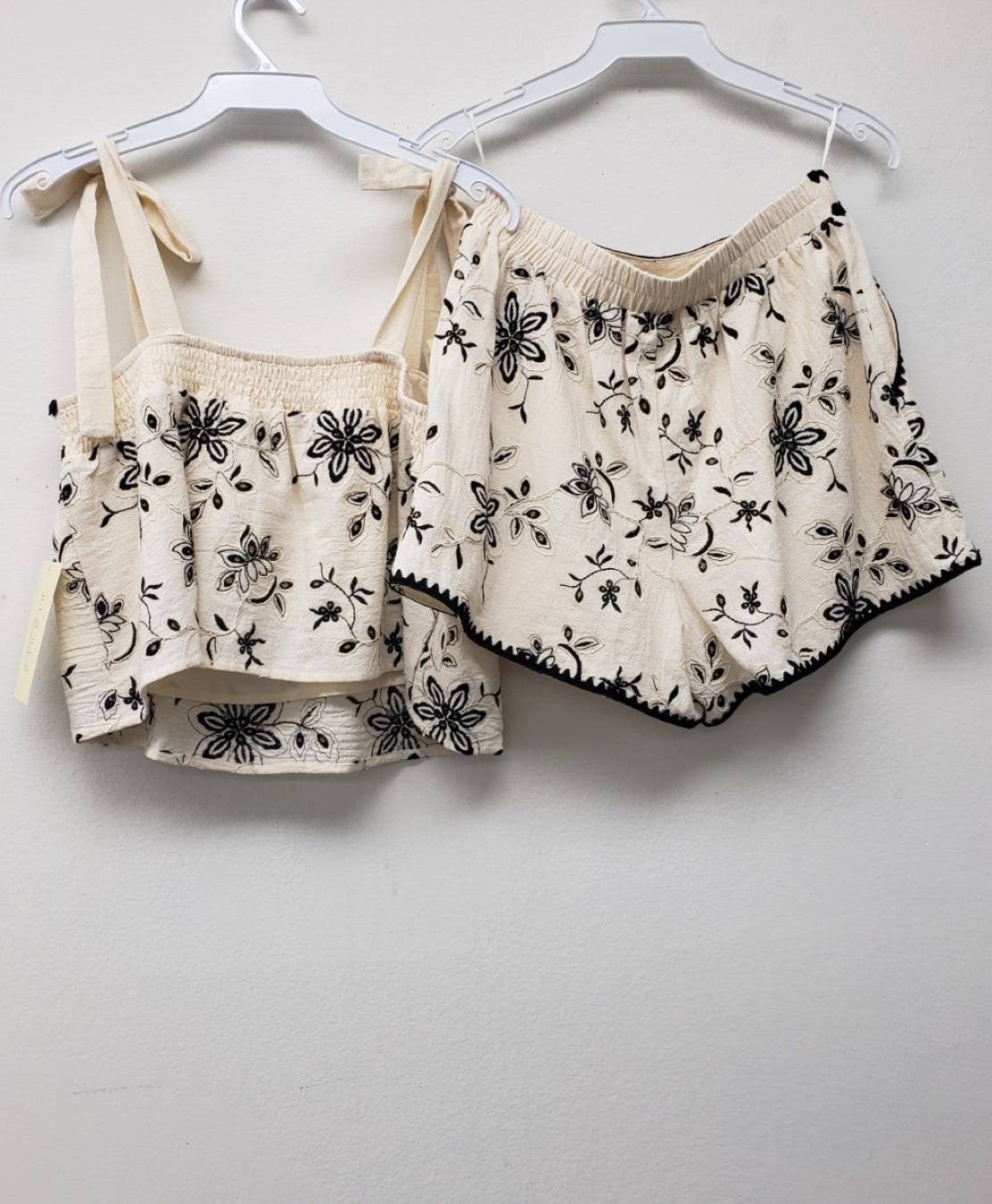Embroidery Crop Top and Short Set