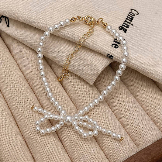 Pearl Bow Necklace