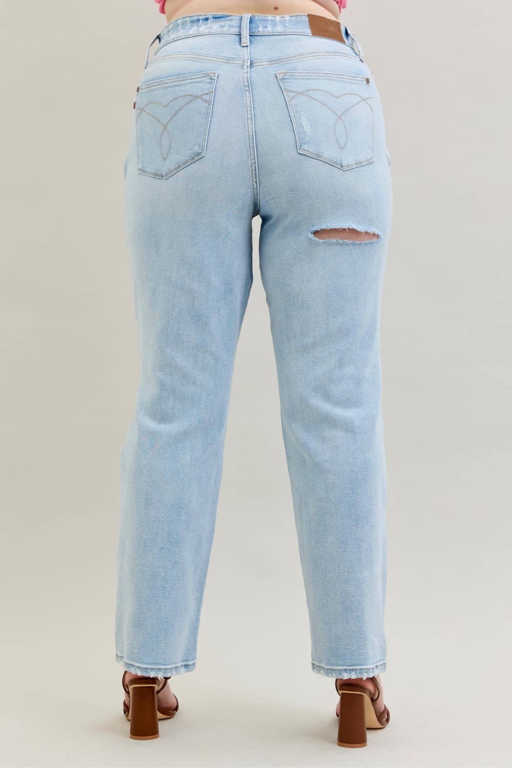 HW Destroy & Back Ripped 90's Straight