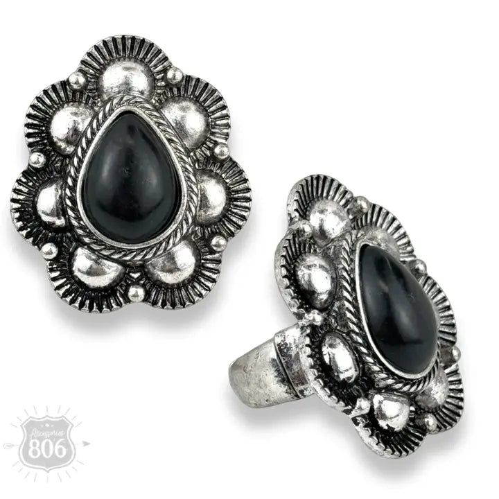 Scalloped Stone Teardrop Stretch Ring