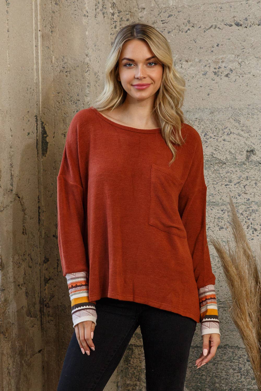 Knit Crew Neck Top Contrast Detail
