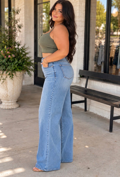 High Rise Wide Front Yoke Detailed Jeans