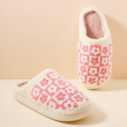 Flower Checker Fuzzy Fleece Soft Slipper - Southern Sassy Boutique