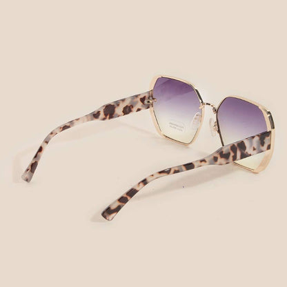 Thin Metallic Frame Large Lens Sunglasses