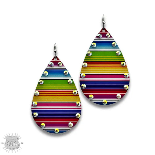 Rhinestone Rim Metal Teardrop Earrings