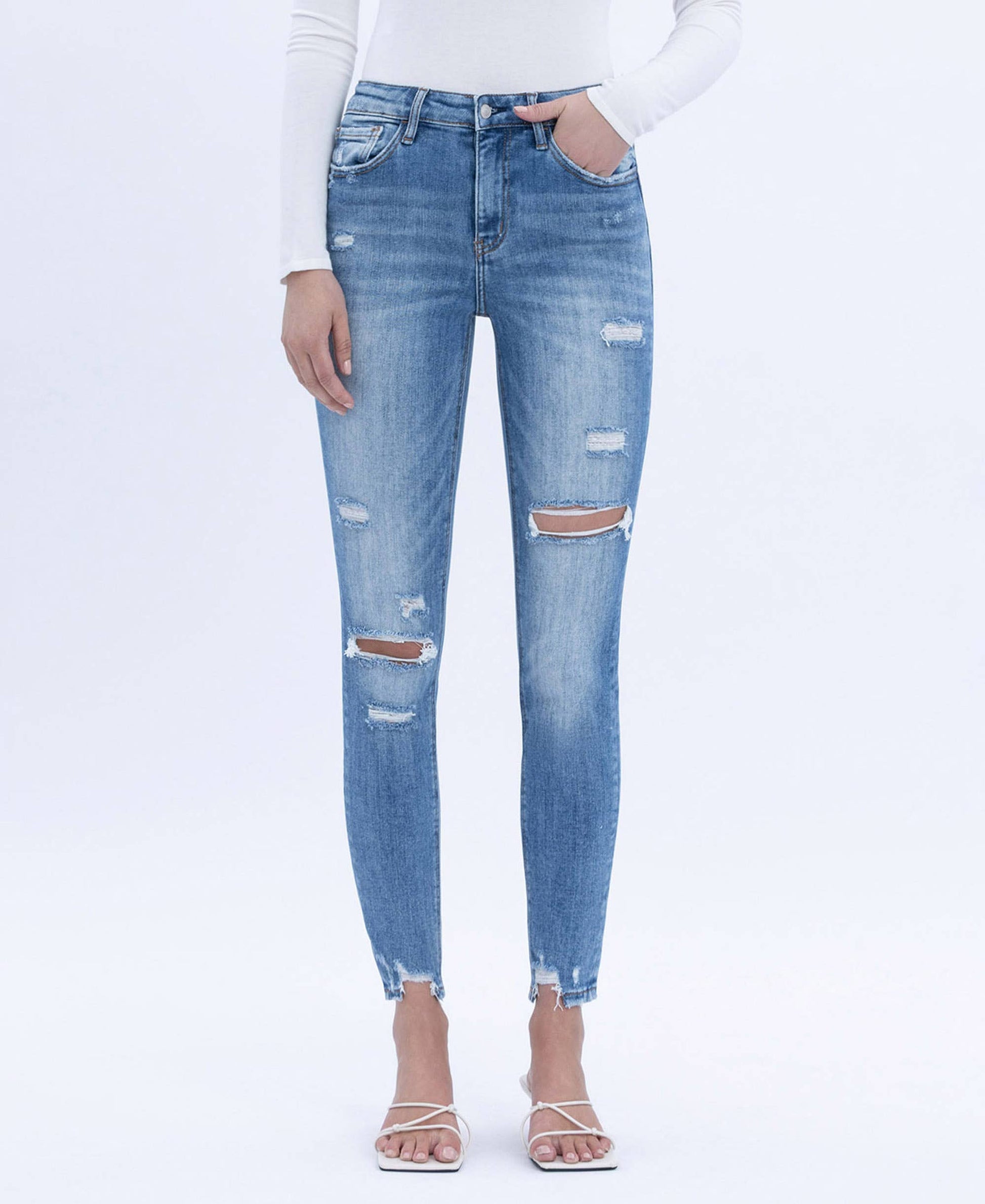 HIGH RISE DISTRESSED CROP SKINNY JEAN - Southern Sassy Boutique