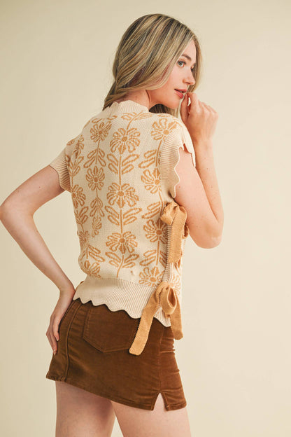 MOCK NECK FLORAL SWEATER VEST