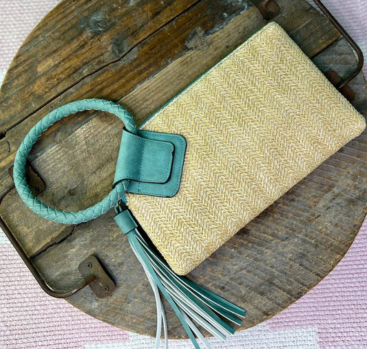 Cheyenne Straw Wristlet/Clutch With Tassel