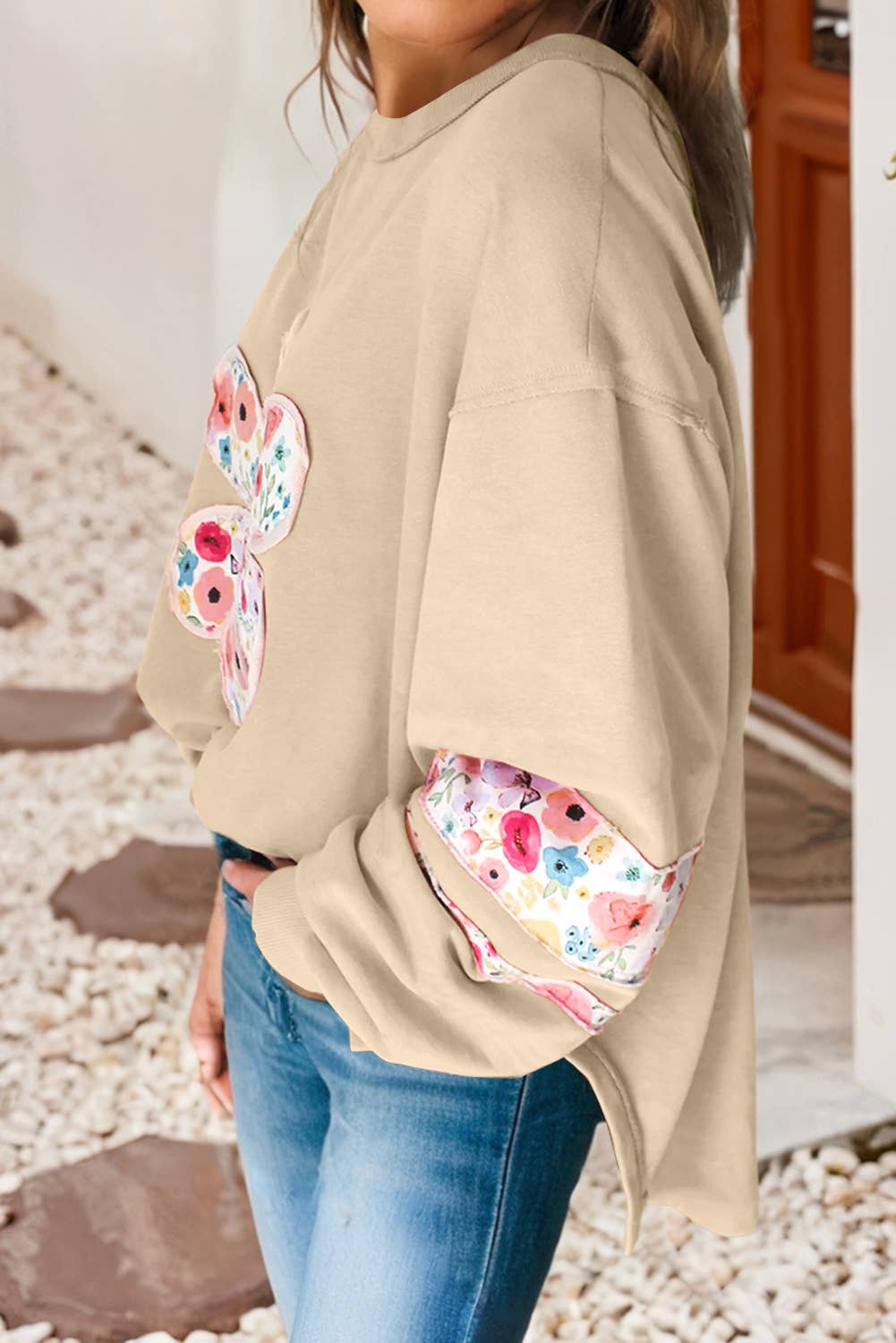 Rose Floral Applique Pullover Sweatshirt
