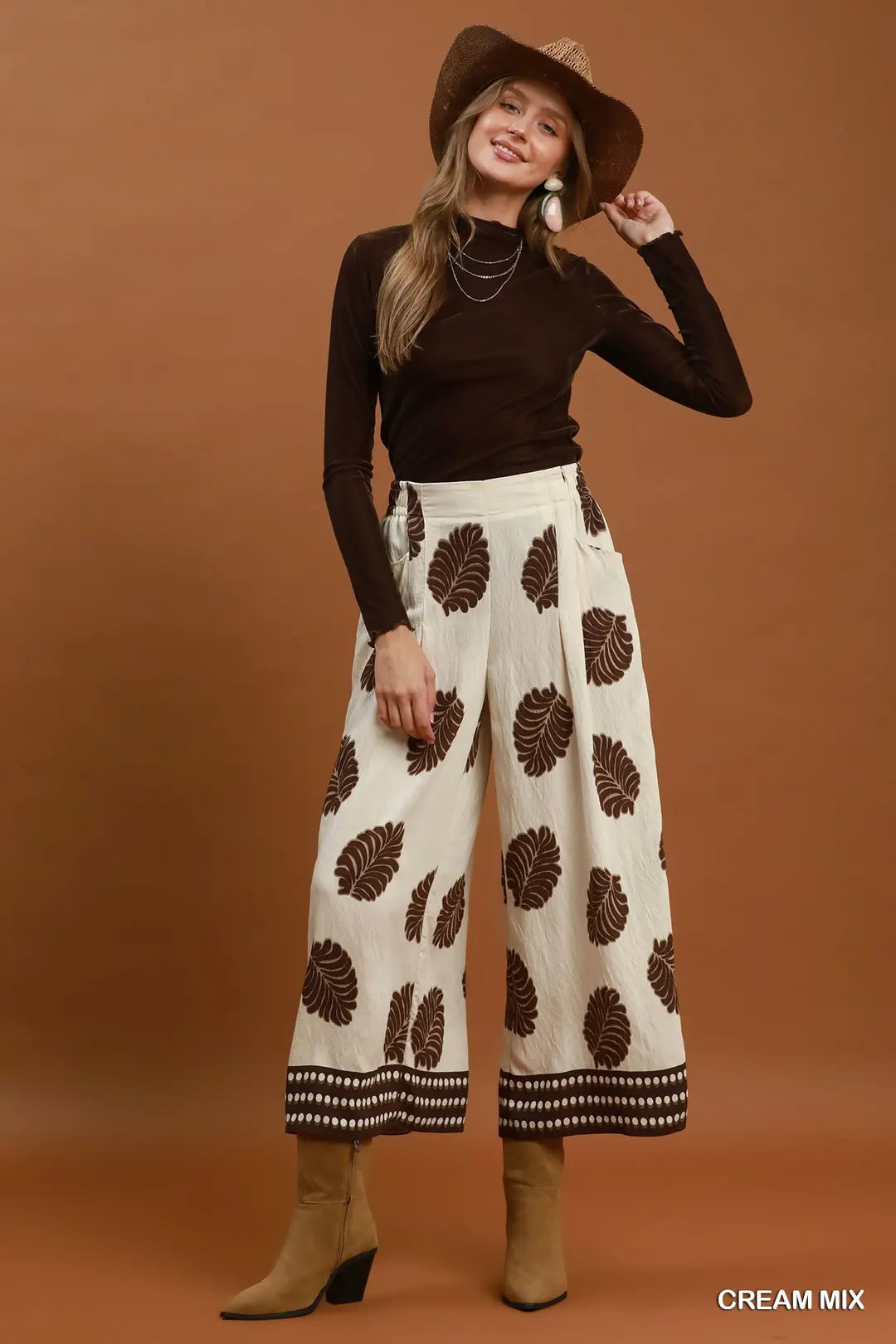 Leaf Print Cropped Wide Leg Pants