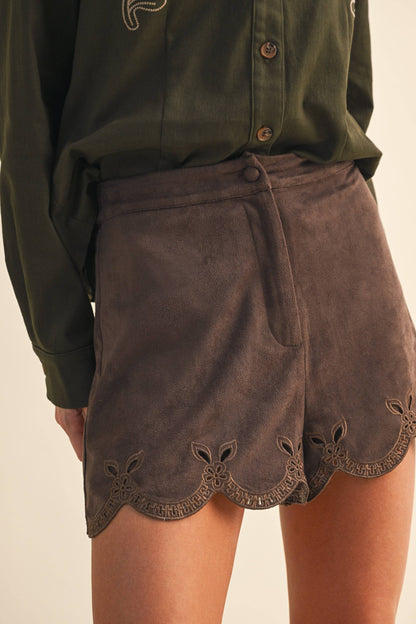 IP1396-A SUEDE EYELET SHORT PANTS - Southern Sassy Boutique
