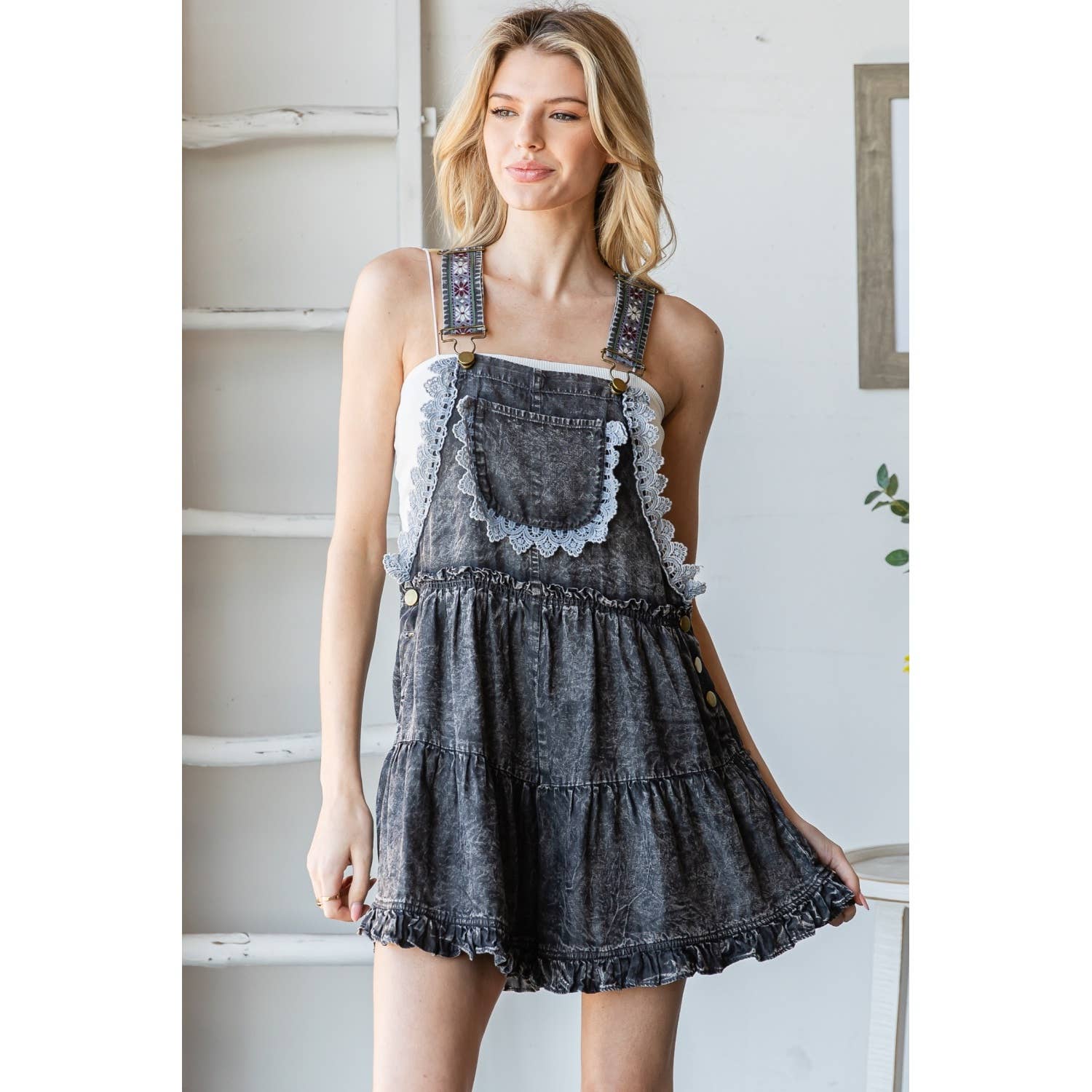 EMBROIDERY OVERALL ROMPER - Southern Sassy Boutique