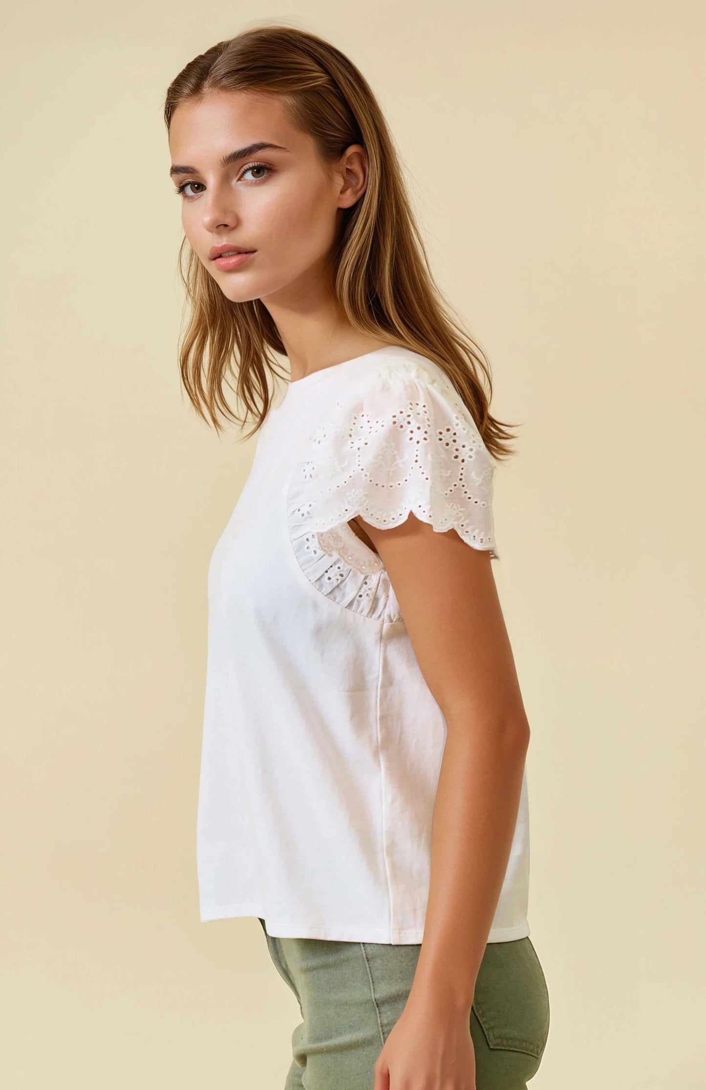 Ruffle Eyelet Solid Top