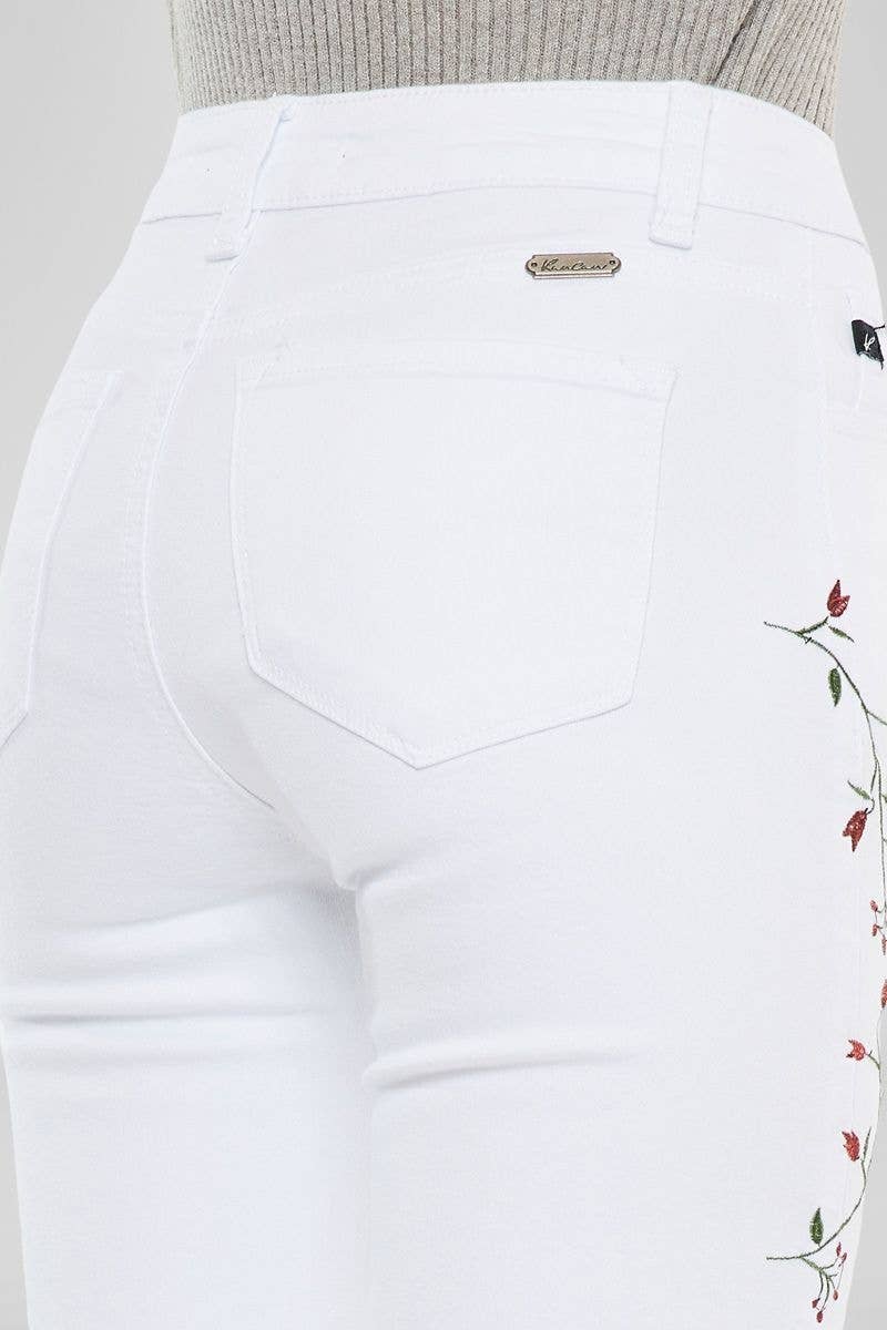 KC6228WT - Southern Sassy Boutique