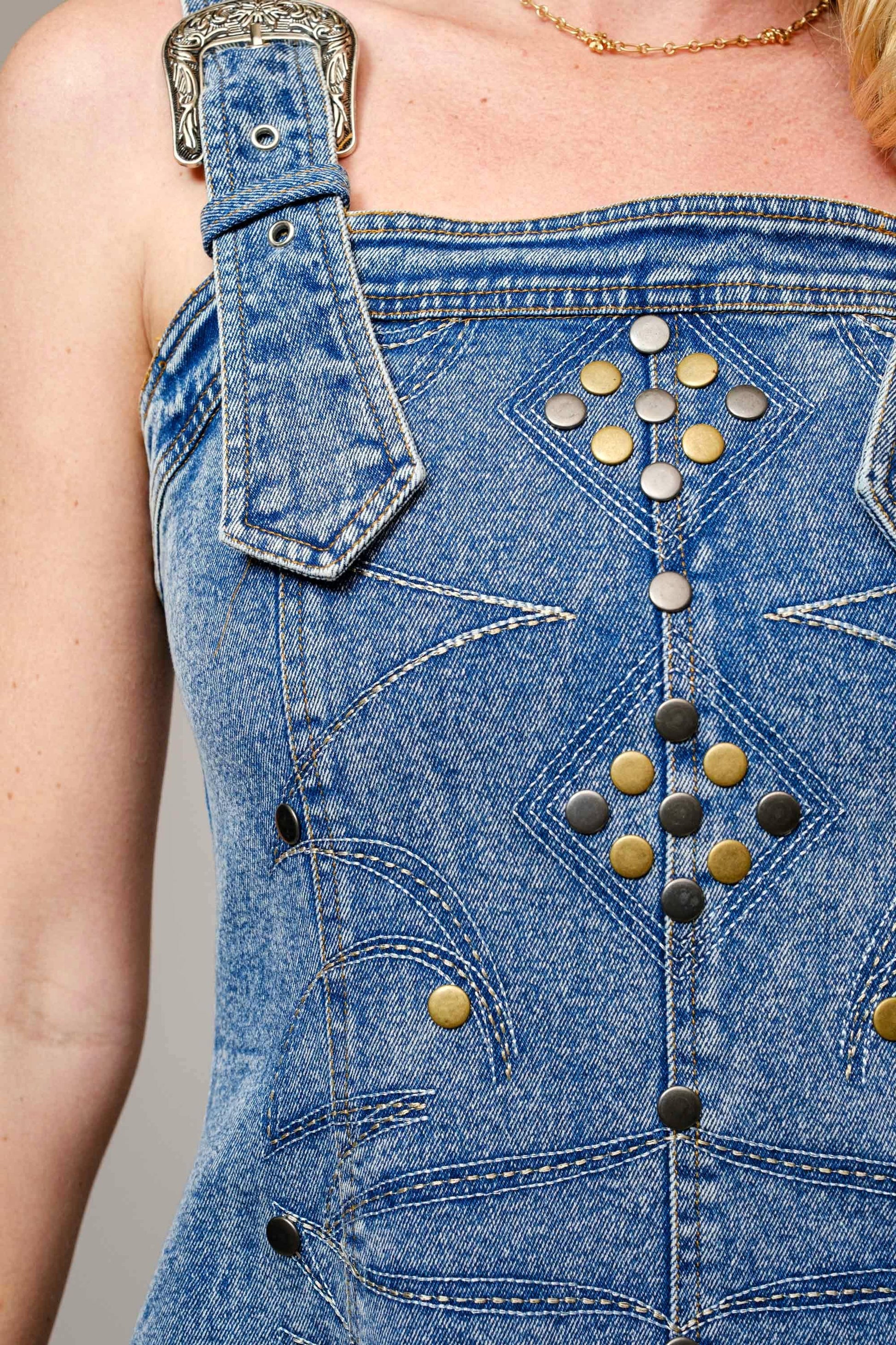 Studded Western Buckle Stretch Denim Dress Medium Studded Western Buckle Stretch Denim Dress Medium