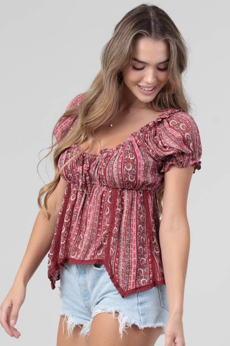 LACE TRIM HANKY HEM SHORT SLEEVE TOP - Southern Sassy Boutique