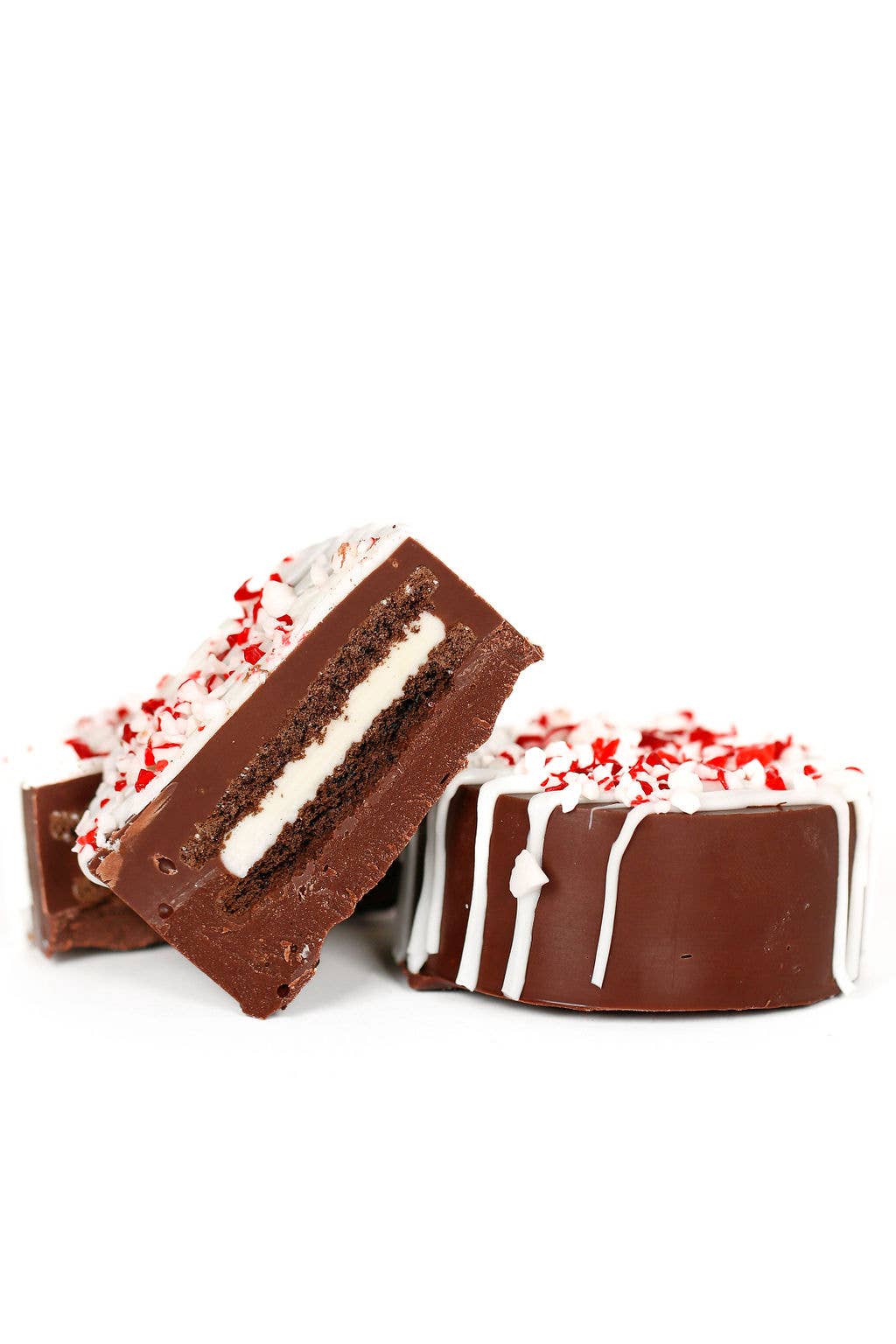 Chocolate and Peppermint Dipped Oreos