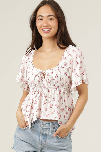 Hanky Hem Ruffle Short Sleeve Top