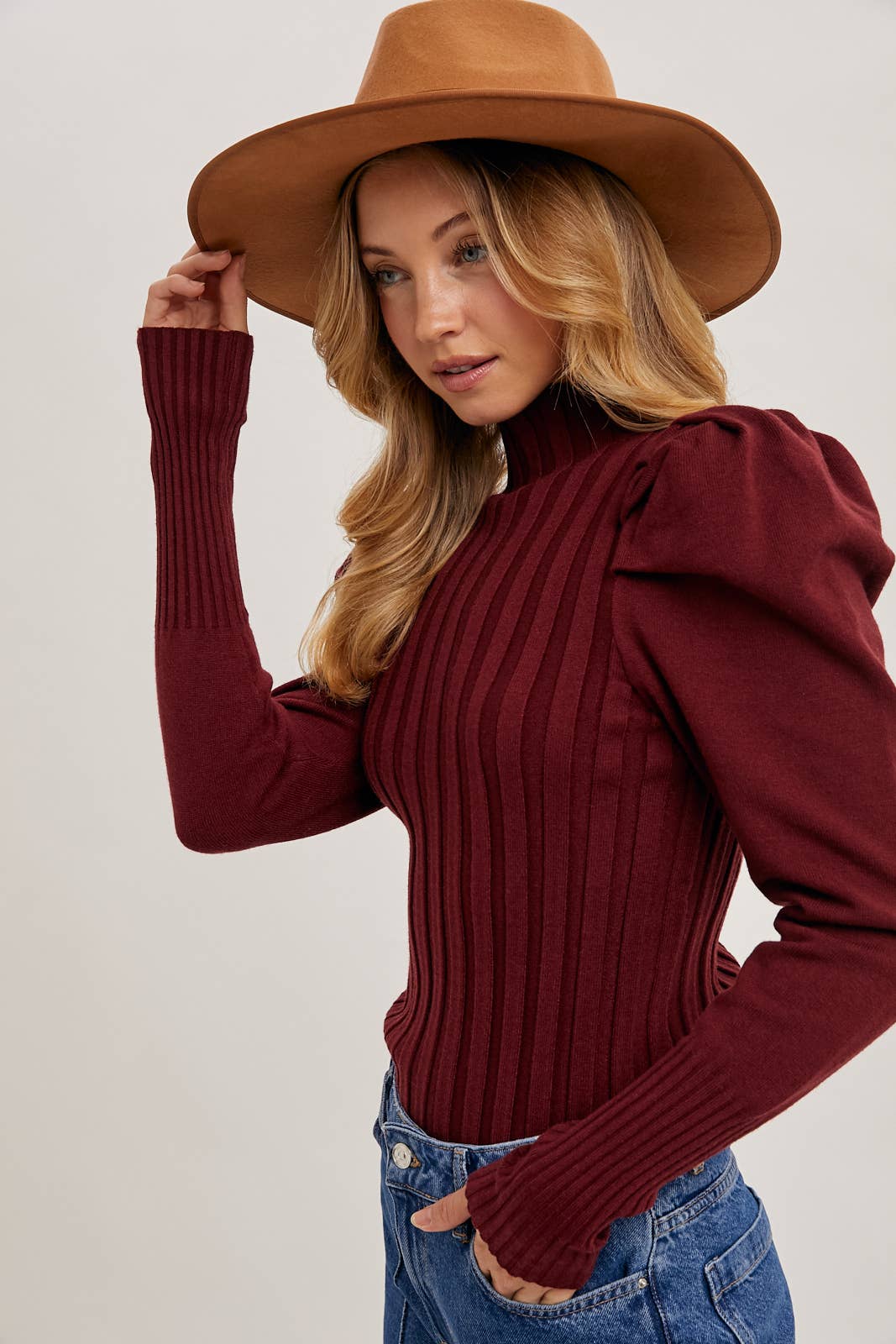 MOCK NECK PUFF SLEEVED KNIT TOP