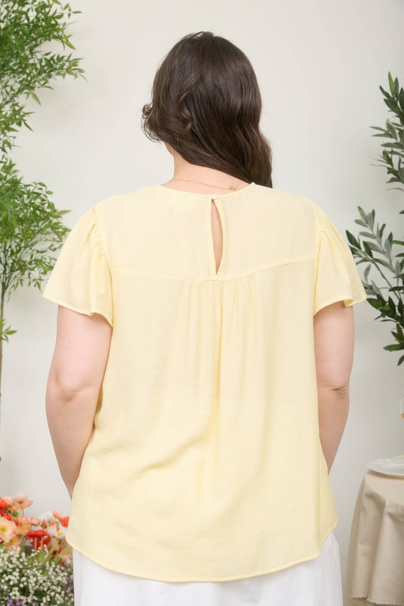 PLUS FLORAL EMBROIDERY DETAIL FLOUNCE SLEEVE TOP