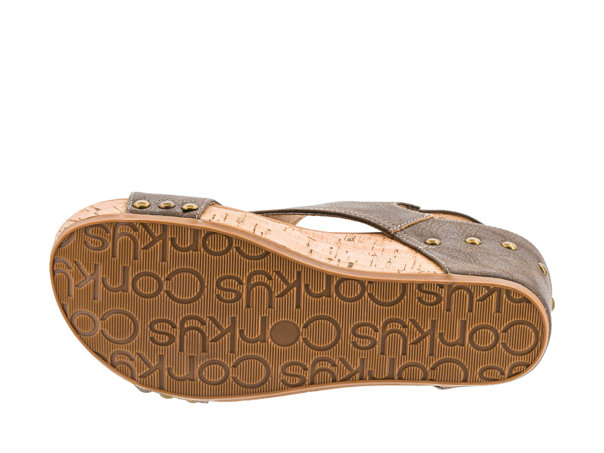 Corky's Carley Chestnut Wedge