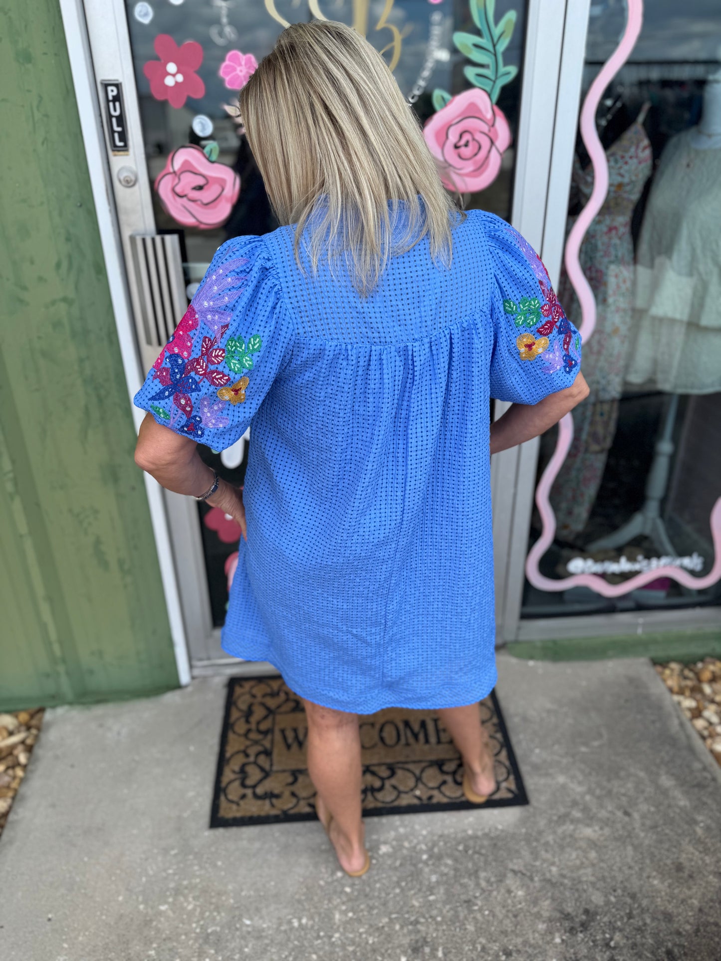 Embroidery Sleeve Dress with Square Pattern and Ruffle Sleeves