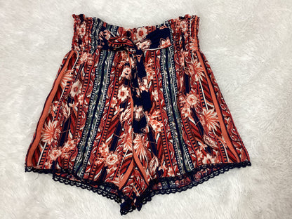 Front Tie Floral Print Shorts With Lace Trim