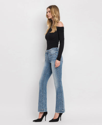 MID RISE SEAMLESS WAISTBAND BOOTCUT JEANS T6266