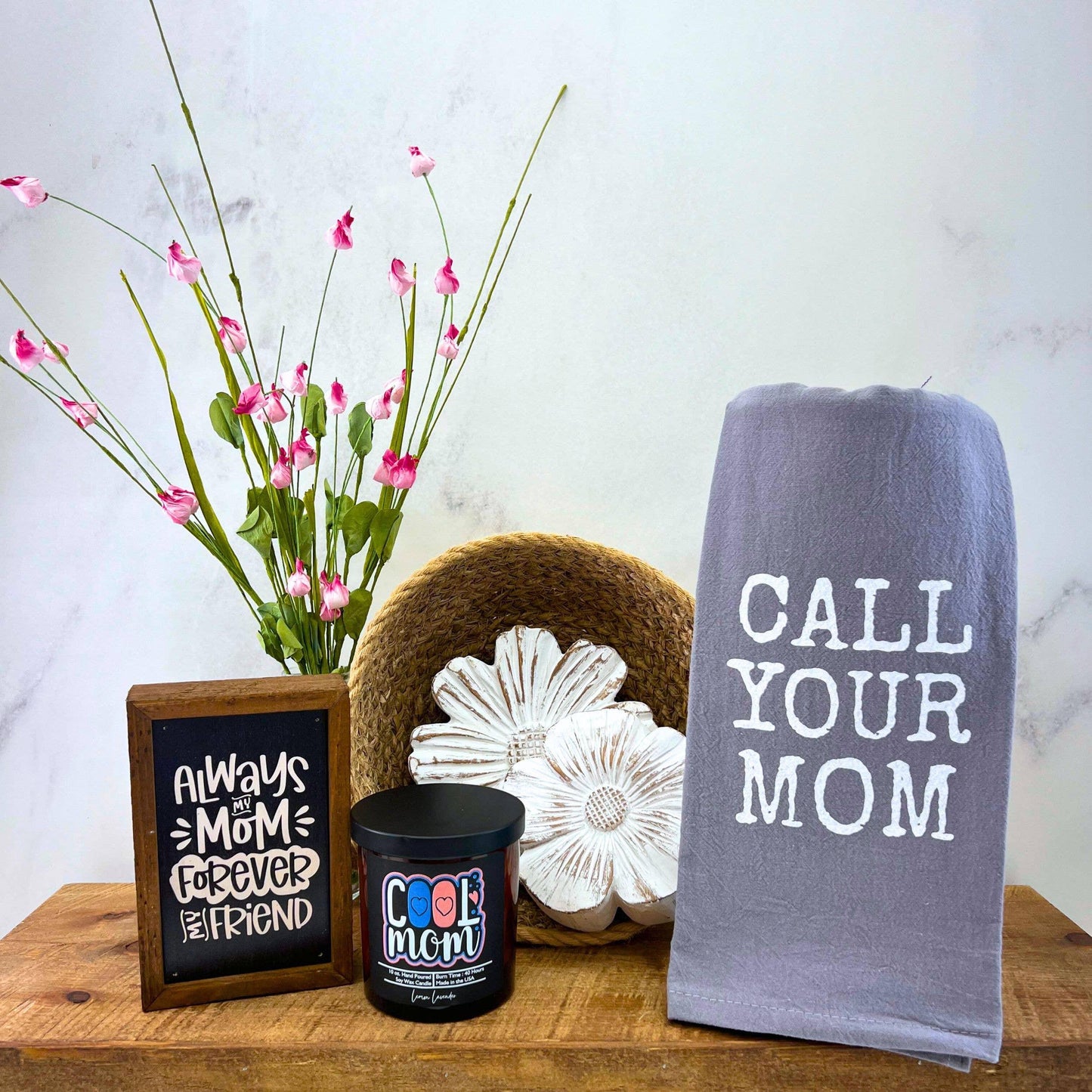 Cool Mom Mothers Day Candle - Soy Wax Candles - Spring Decor - Southern Sassy Boutique