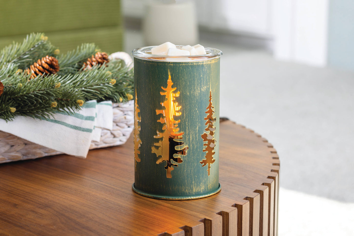 Golden Pines Vintage Bulb Illumination Fragrance Warmer