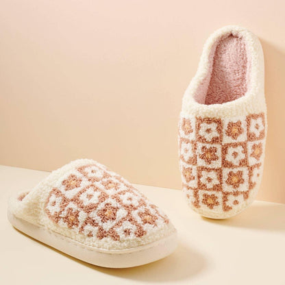Flower Checker Fuzzy Fleece Soft Slipper - Southern Sassy Boutique