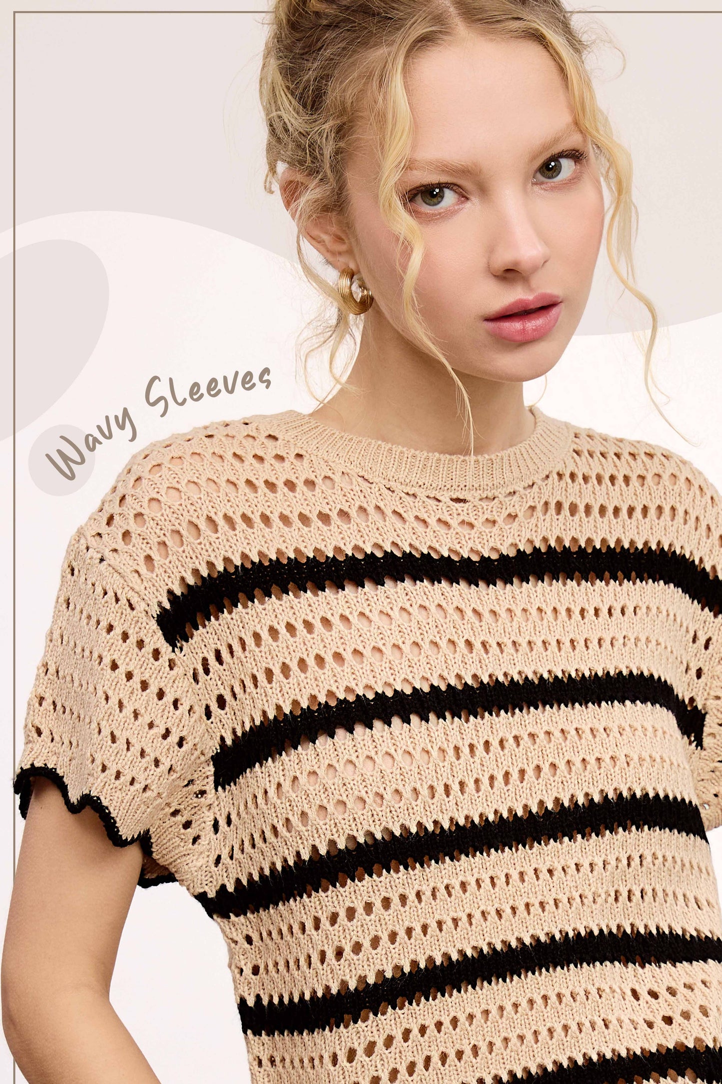 Round Neck Scalloped Edge Short Sleeve Sweater