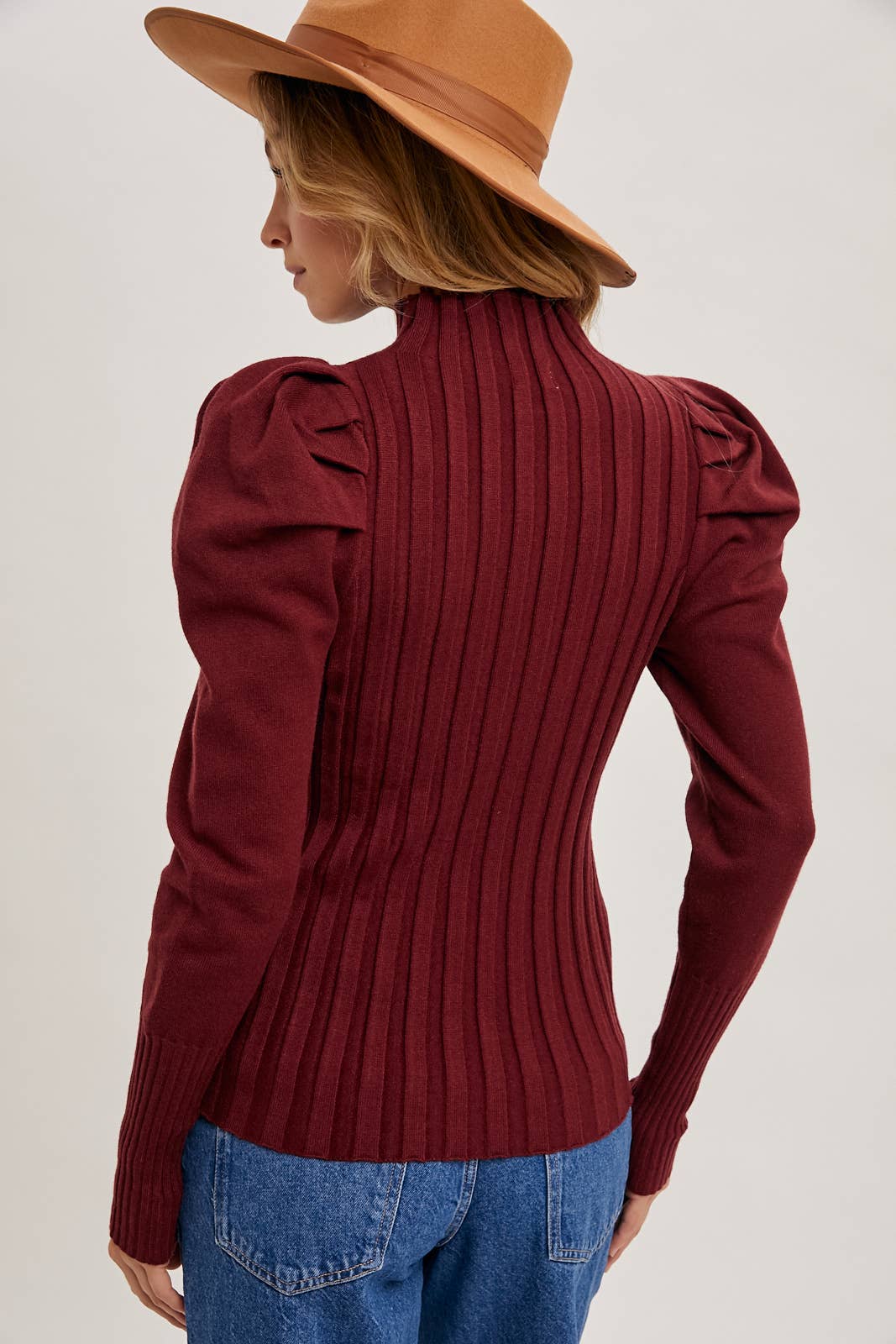 MOCK NECK PUFF SLEEVED KNIT TOP