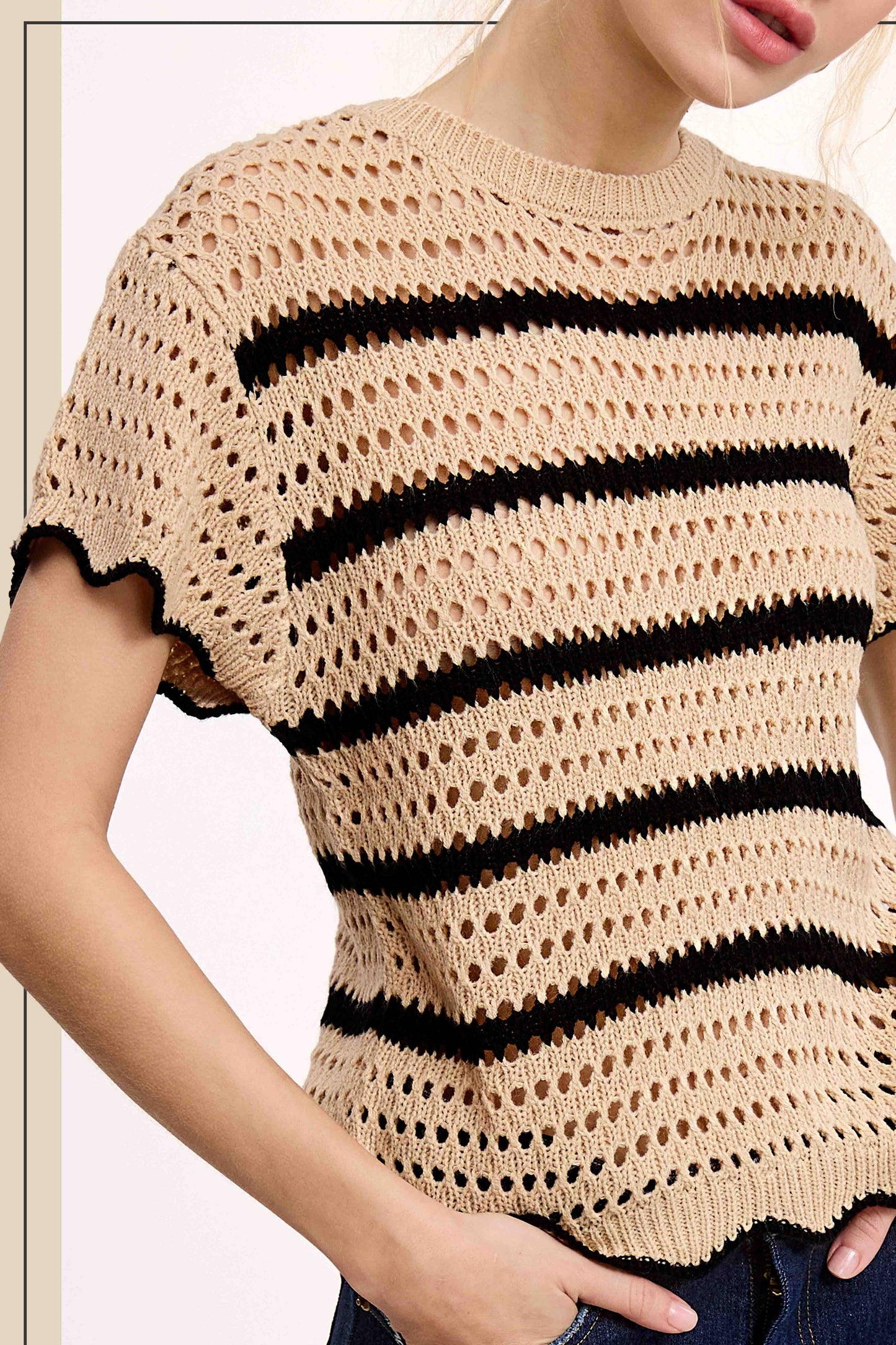 Round Neck Scalloped Edge Short Sleeve Sweater