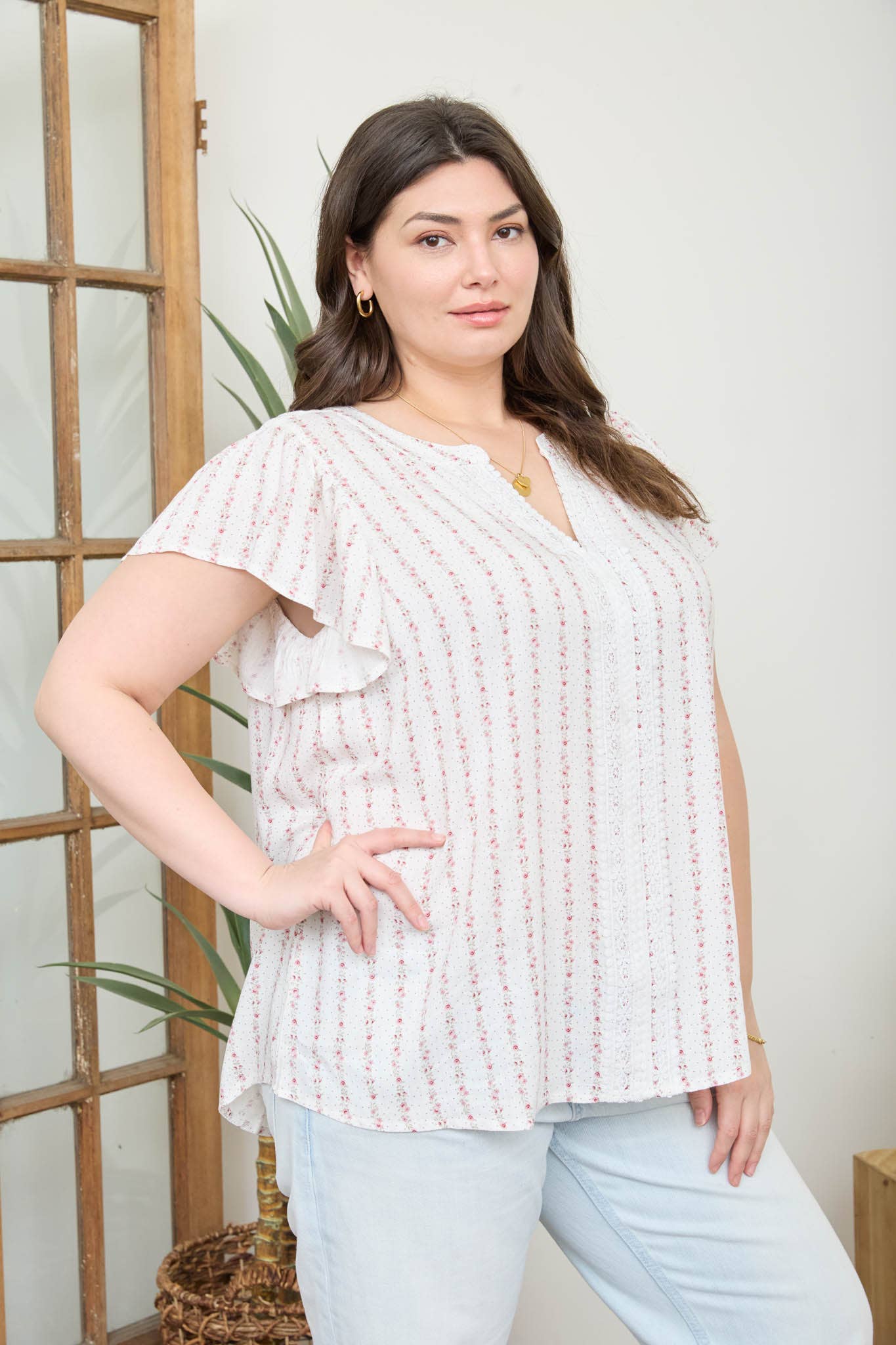 PLUS STRIPE FLORAL GARLAND RUFFLE SLEEVE TOP