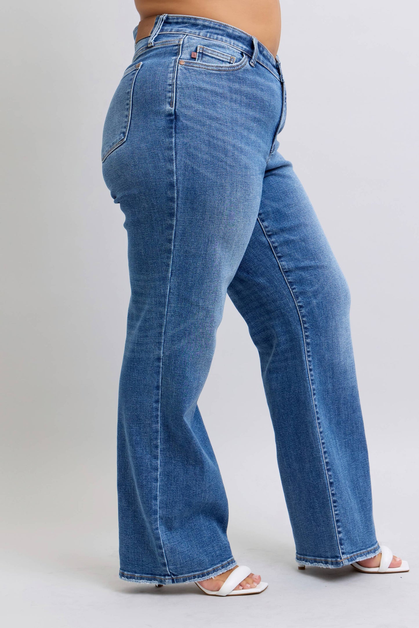 High Waisted V-Front WB Vintage Wash Straight Fit