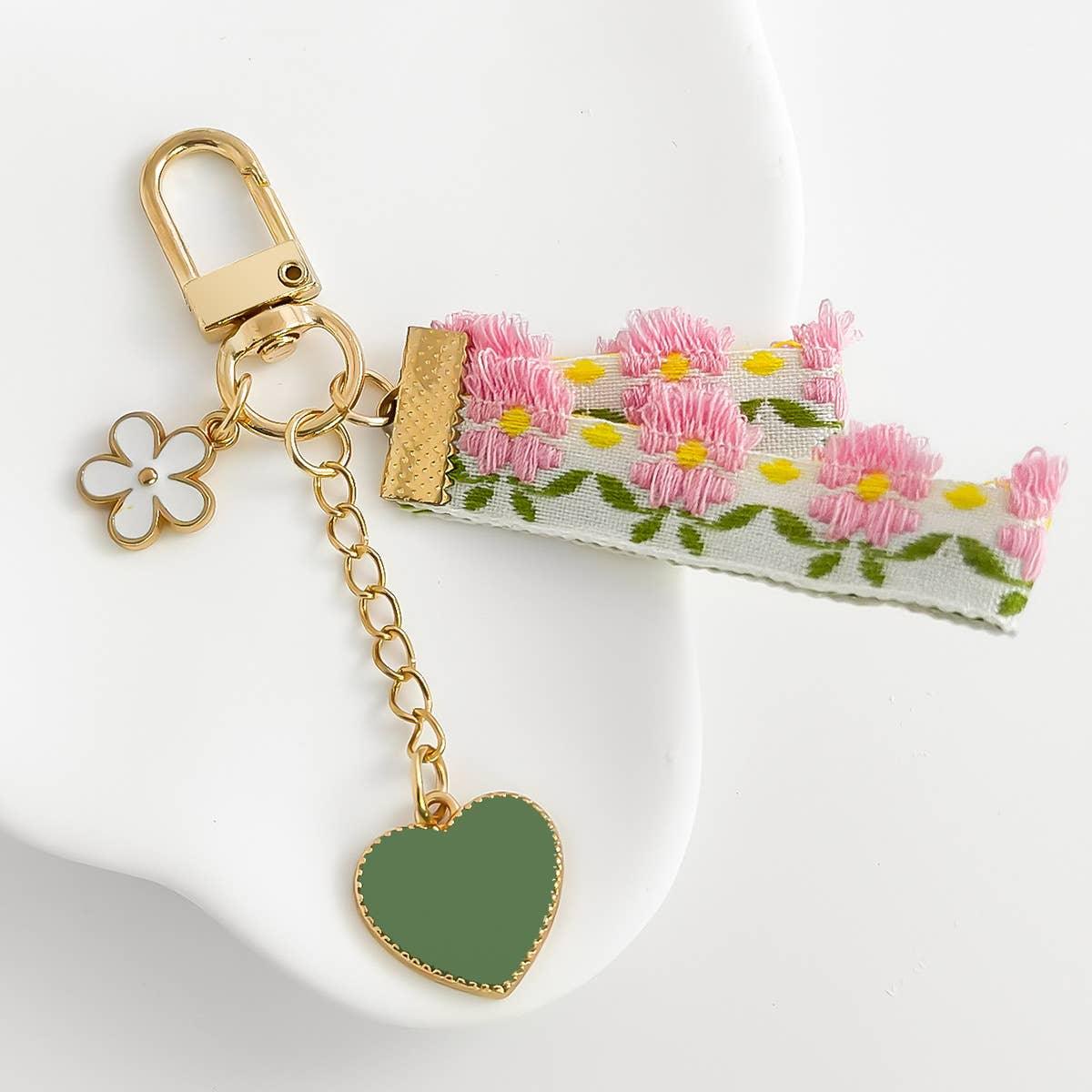 Small Fresh Cloth Daisy Butterfly Love Keychain - Southern Sassy Boutique