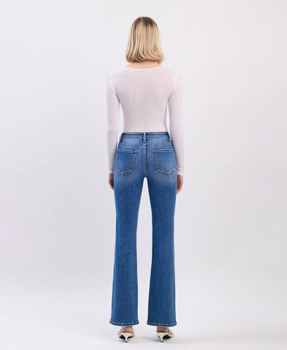 HIGH RISE FULL LENGTH BOOTCUT JEANS - Southern Sassy Boutique
