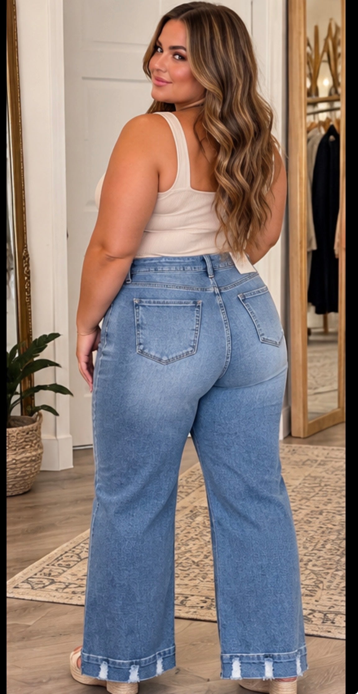 Curvy Mid Rise Frayed Hem Wide Leg