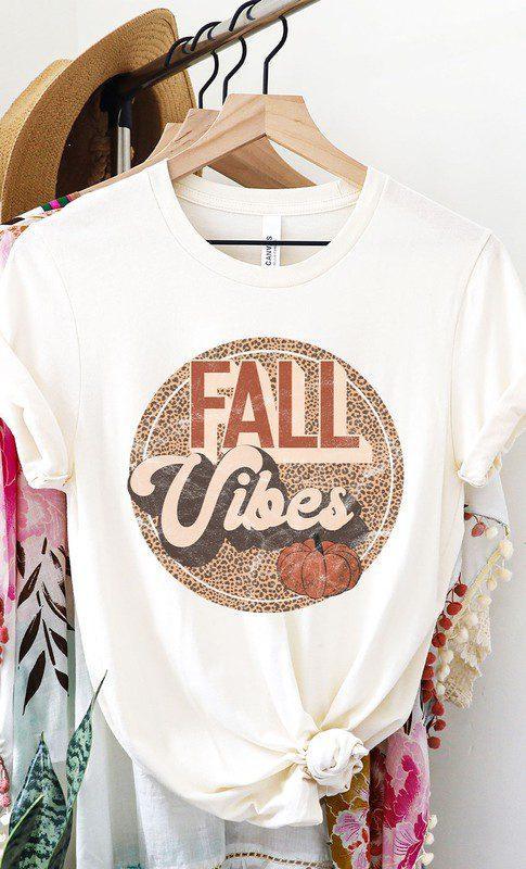 Retro Fall Vibes Circle Graphic Tee - Southern Sassy Boutique