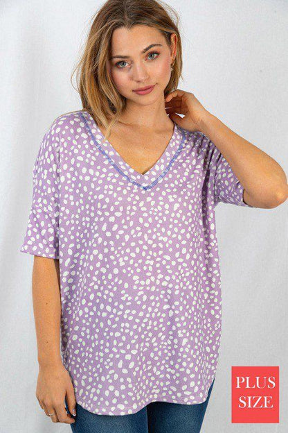 Image: Antelope Print Knit V-Neck Top Lavender | Southern Sassy Boutique